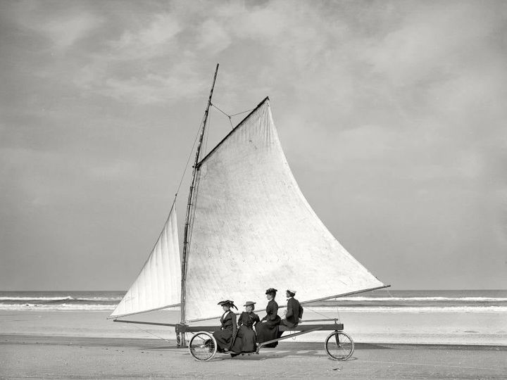 wind_surfing_1900.jpg