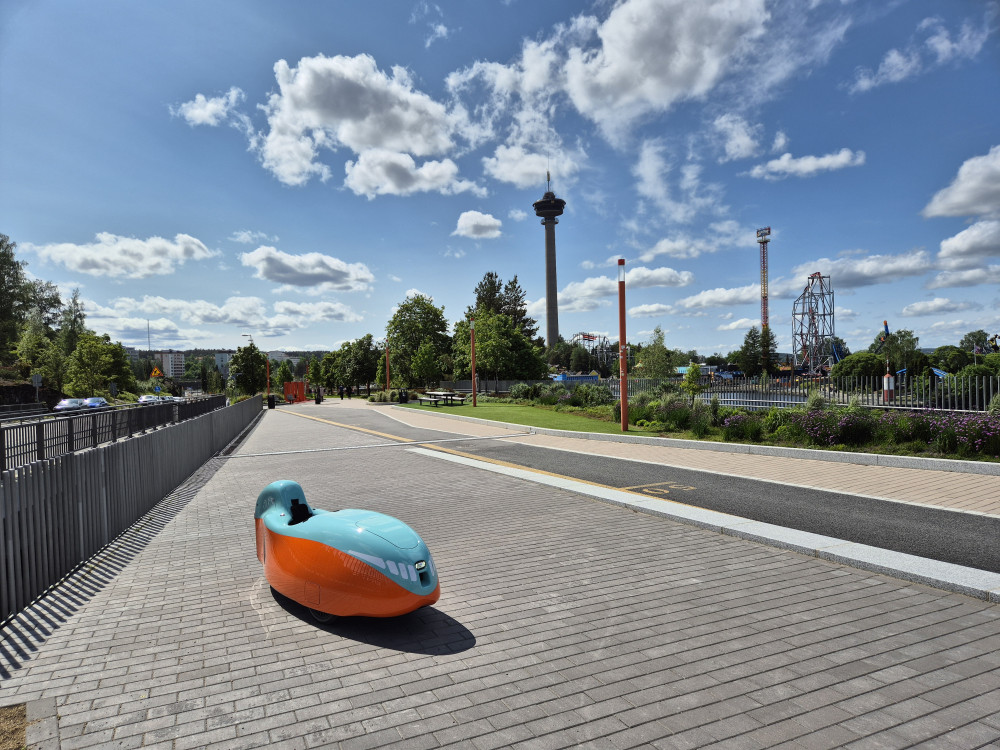 Tammerkosken ylittävälle sillalle tehty puistoalue. Nykyään rantatie kulkee tunnelissa maan alla.