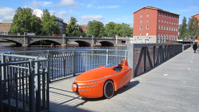 Hieno pyörätie Tampereella Tammerkosken yli.