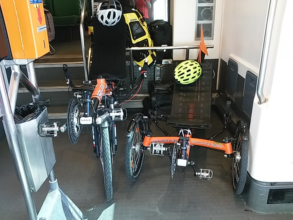 20170707_160125.jpg (417.02 KiB) Katsottu 31881 kertaa Lähijunassa