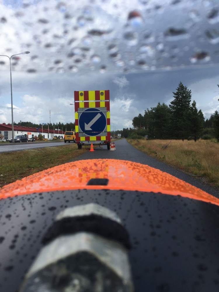 IMG_4284.jpg (124.83 KiB) Katsottu 4305 kertaa Niin mihin pitää mennä?