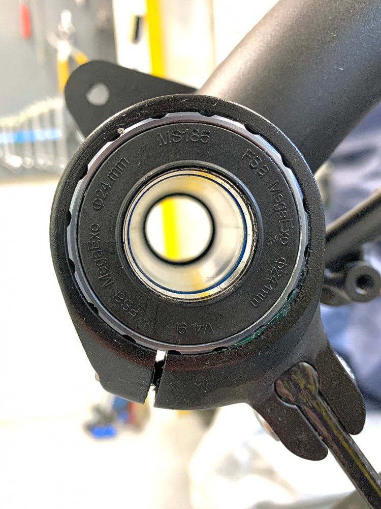 F286D174-0D87-41BC-89EC-79A59FAF4D78.jpeg (391.6 KiB) Katsottu 6012 kertaa Keskiölaakeri