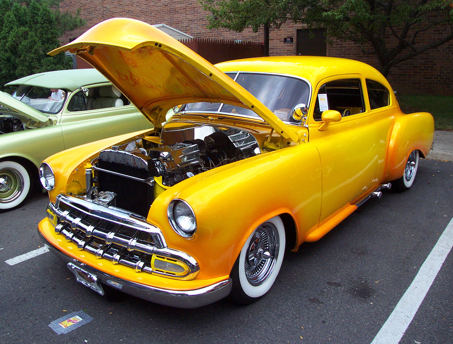 1951-Chevrolet-yellow-orange-fade-le.jpg