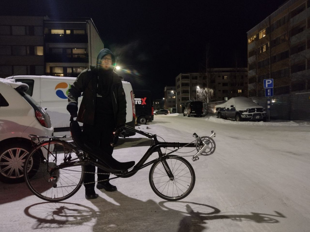 Hiilikuituinen low racer