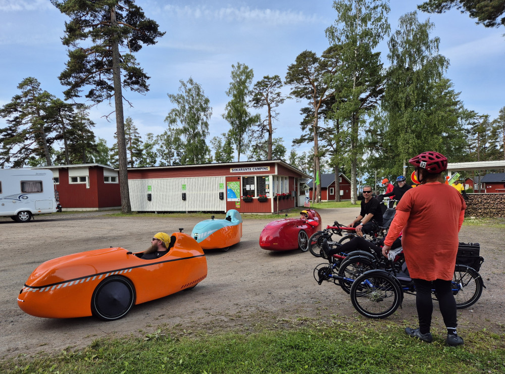 Lähtö aamulla Siikarannan leirintäalueelta.