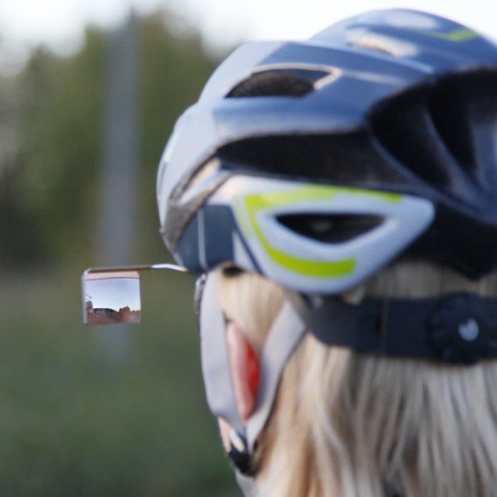 Taustapeilikuva.jpg (303.19 KiB) Katsottu 18281 kertaa Taustapeilikuva